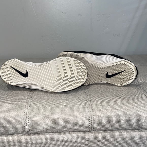 Nike metcon5 shoes - Picture 4 of 6